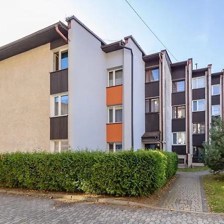 Klimatyczny Z Parkingiem By Renters Apartment *