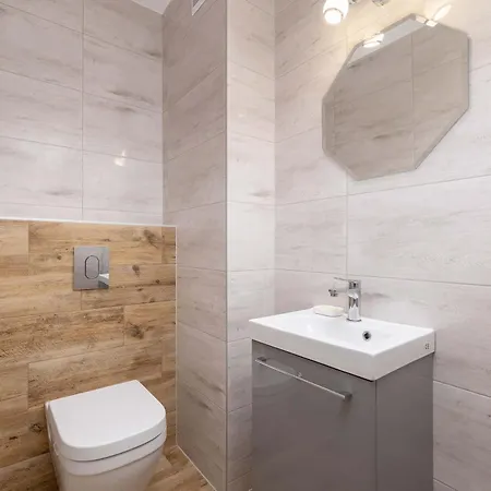 Klimatyczny Z Parkingiem By Renters Apartment Wisla