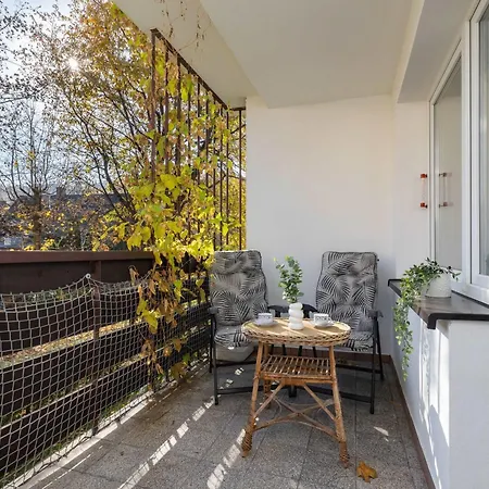 Apartment Klimatyczny Z Parkingiem By Renters