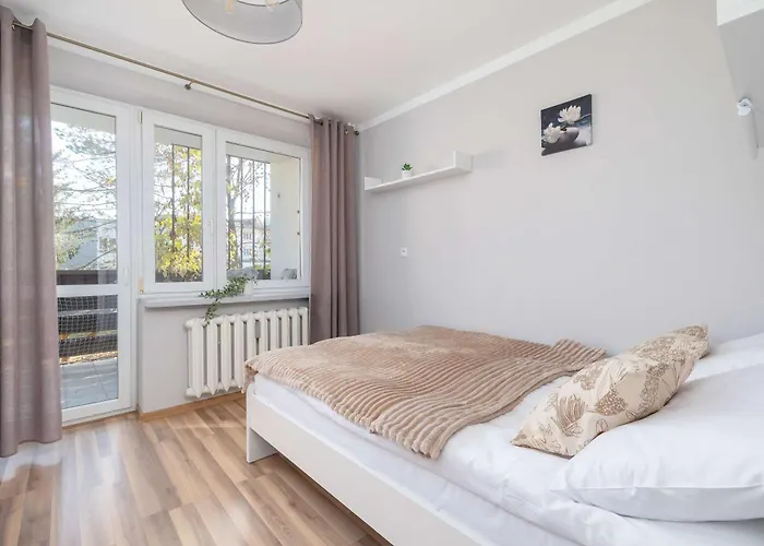 Apartment Klimatyczny Z Parkingiem By Renters *