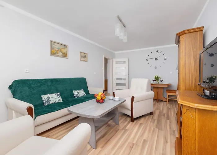 Klimatyczny Z Parkingiem By Renters *