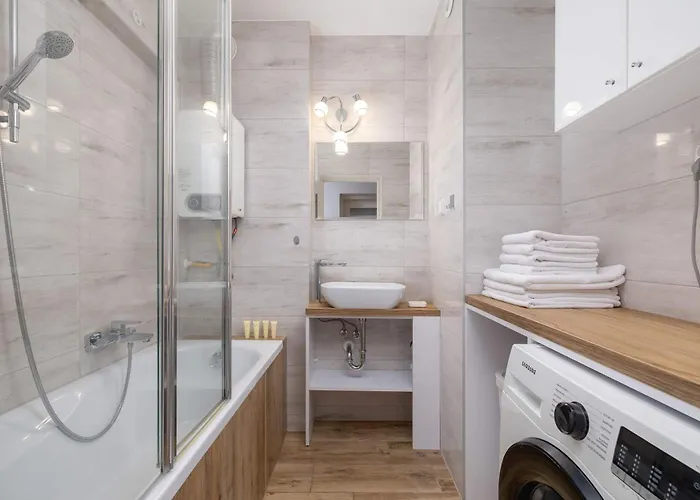 Apartment Klimatyczny Z Parkingiem By Renters *